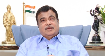 Govt sets target of constructing roads worth Rs 15 lakh cr in next two years